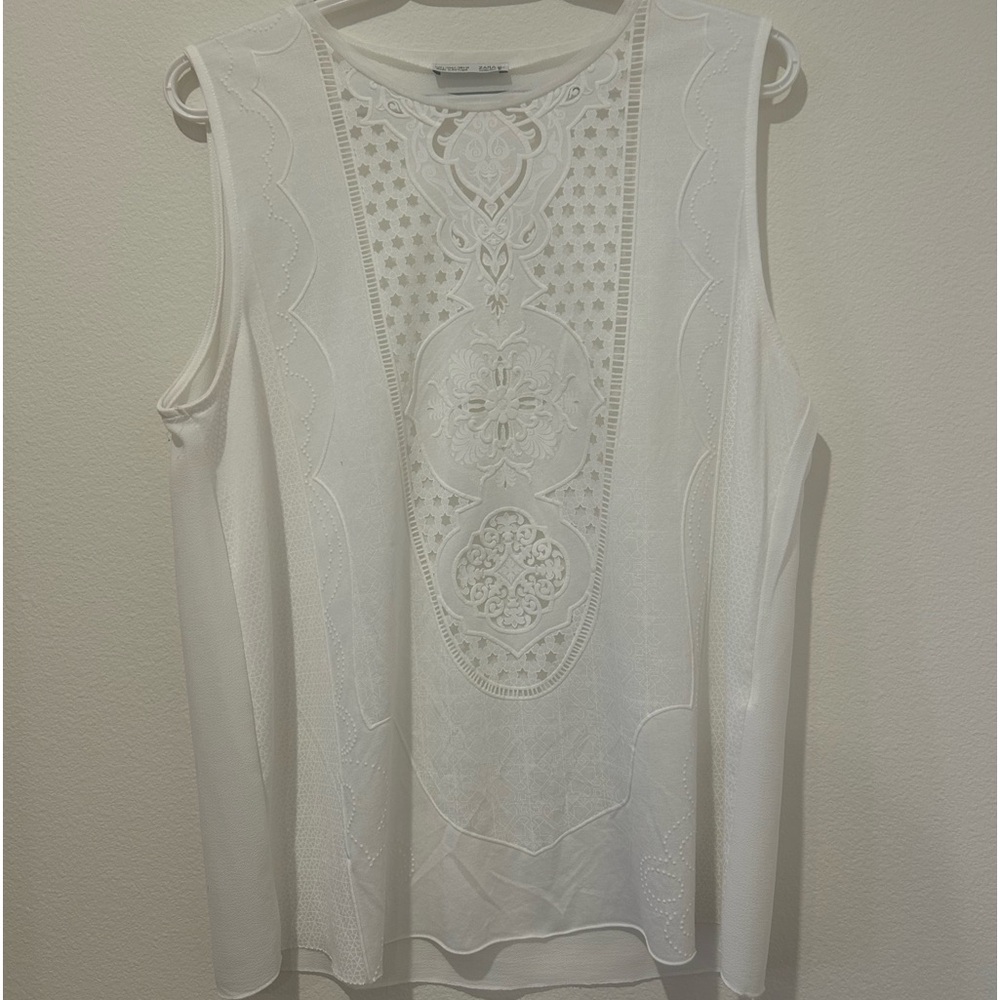 Zara White sleeveless blouse with lace detailing